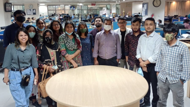 lead_fellows_at_daily_star_newsroom.png