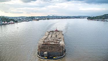 mahakam-river.jpg