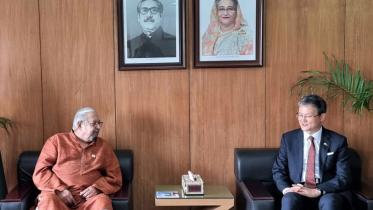 ambassador_meets_expat_minister_-_11925.jpg
