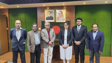 eastern-university-mooting-team.jpg