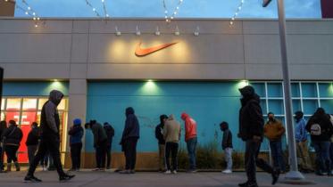 nike-profits.jpg