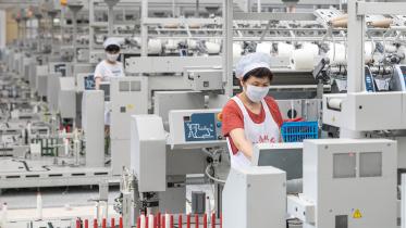 imf-warns-developing.jpg