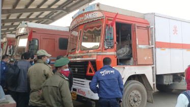 benapole_photo_-_dead_body_of_a_indian_helper_from_indian_explosive_truck_loaded_in_benapole_port_-17.01.22.jpg