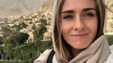 pregnant New Zealand journalist