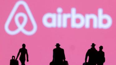 airbnb-suspends-operations.jpg