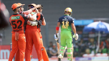 kohli_duck.jpg