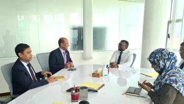 maldives_meeting.jpg