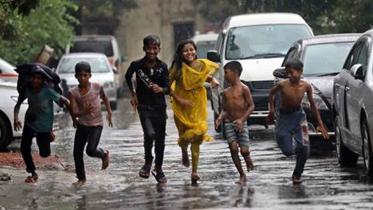 Rain in Dhaka city