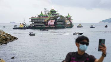 jumbo-floating-restaurant-hong-kong