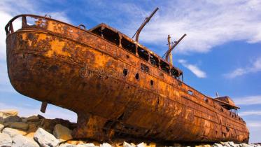 damaged-vessel-b3.jpg