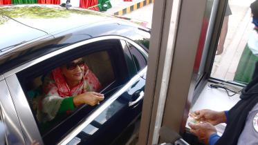 PM pays toll