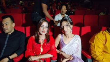 mahiya_mahi_and_her_husband.jpg