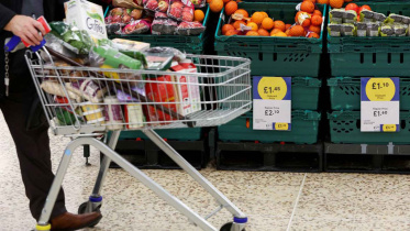 most-britons-keeping-tabs-on-spending.jpg