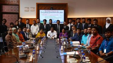 diu-roundtable-discussion.jpg