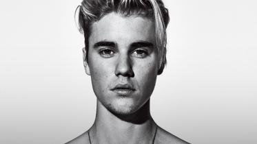 man-crush-3-times-justin-bieber-made-style-statement-in-printed-top-wear-2.jpg