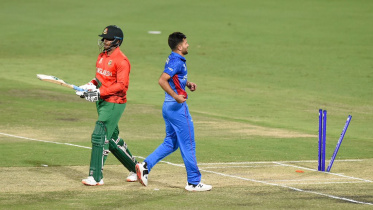 shakib_bold_out_hoise.jpg