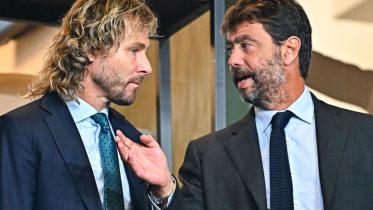 agnelli_and_board.jpg