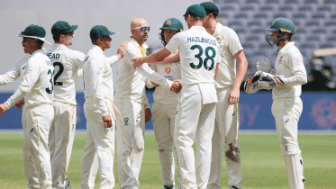 nathan-lyon.gif