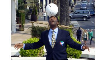 pele_seal_dribble.jpg
