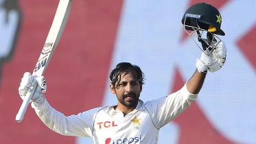 Sarfaraz Ahmed.jpg