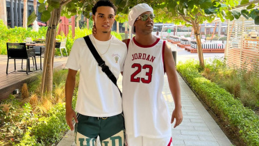 joao_mendes_and_ronaldinho.jpg