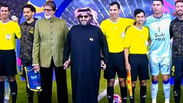 Amitabh Bachchan meets Messi,Ronaldo
