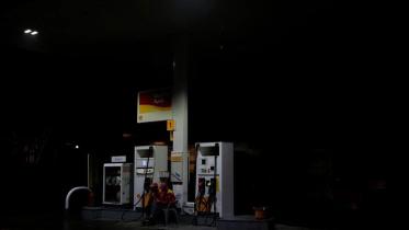 pakistan-lifts-prices.jpg