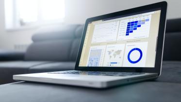 5 ways Facebook helps online entrepreneurs