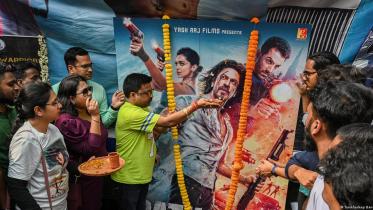 Bollywood's last superstars Shah Rukh and Salman Khan