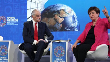 imf-warns-of-growing-global-debt.jpg