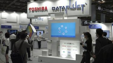 toshiba-posts.jpg