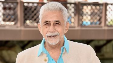 Naseeruddin Shah uses Filmfare trophies as door knobs