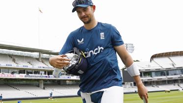 2023-06-27t095741z_1341964218_up1ej6r0ro31a_rtrmadp_3_cricket-test-eng-aus-preview.jpg