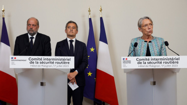 french_riot.jpg