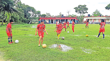 khulna-u-17-football-girls.jpg