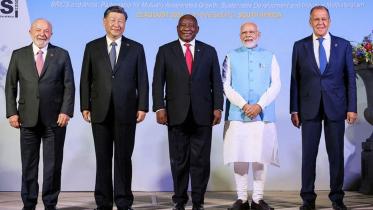 china-sign-power-deals.jpg