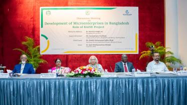 bangladesh-on-right-track-to-become-middle.jpg