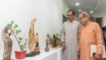 Drifting To The Root, Drifting to Love: Sculptor Rasha blends art, history and nature