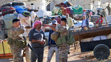 lebanon-army-blocks-syrians.jpg