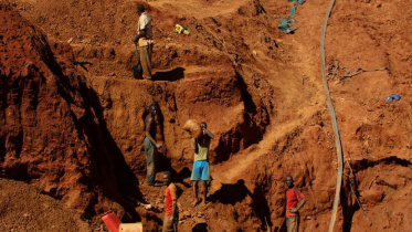 zimbabwe-gold-mine-collapse.jpg