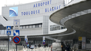 french_airport.jpg