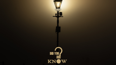 did_you_know_post_electric_street_lights_f.png
