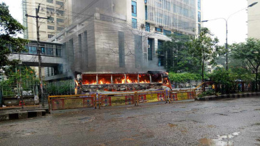 bus-torched-shahbag.jpg
