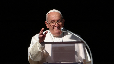 2023-12-18t140829z_788532477_rc2yy4aoomld_rtrmadp_3_pope-lgbt.jpg