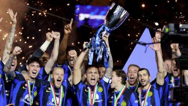 martinez-inter.jpg