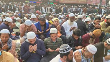 First phase of Ijtema ends with ‘Akheri Munajat’