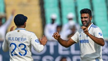 afp_20240216_34jj6wl_v1_preview_cricketindengtest.jpg