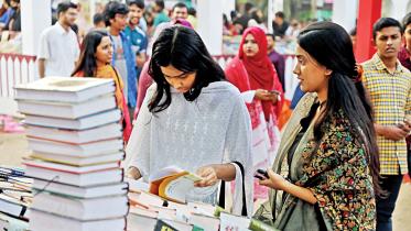 The love affair with books seemed to continue forever as thousands of booklovers thronged the Ekushey book fair even on the last day of the month-long festivity yesterday.