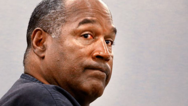 OJ Simpson, football star turned celebrity murder defendant, dies at 76