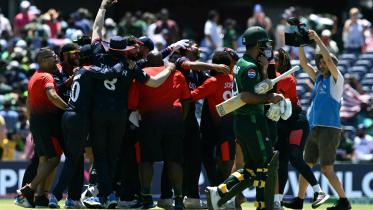 afp_20240606_34vq74c_v1_highres_cricketmenst20worldcupgroupausavpakistan.jpg